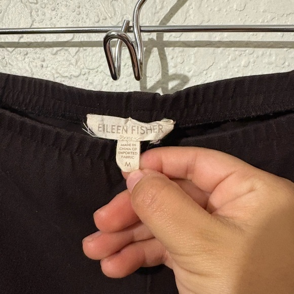 Eileen Fisher Capri Pants in Brown Medium - Picture 5 of 6